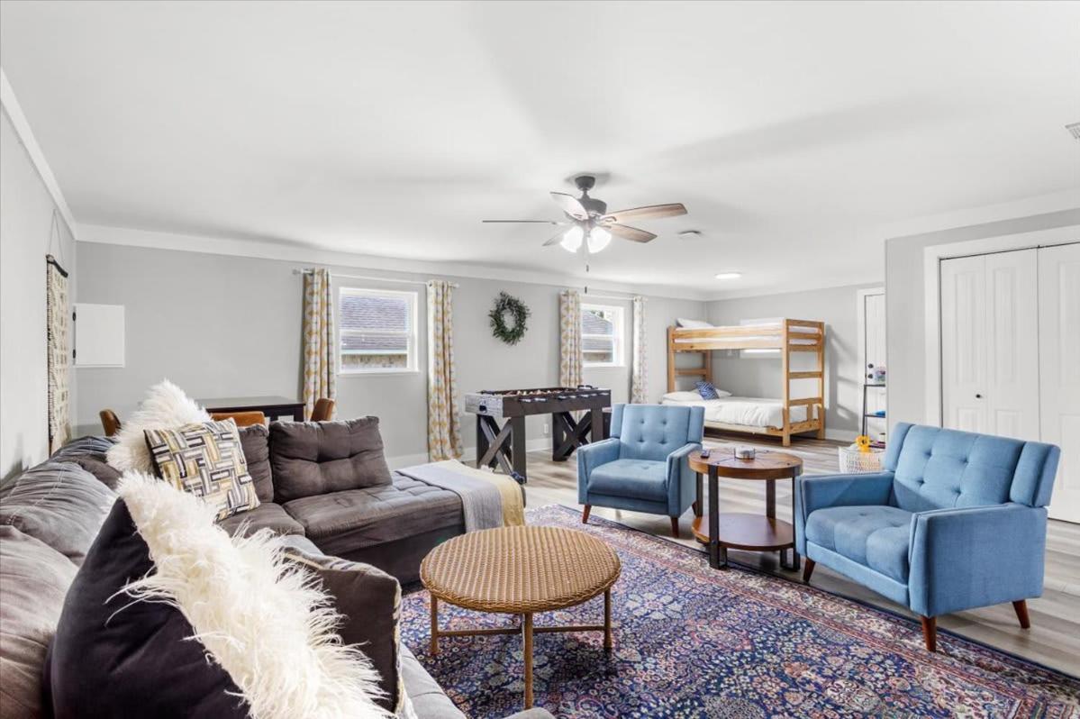 Ranch Home Gem 5Br Home Sleeps 12 With Game Room غولفبورت المظهر الخارجي الصورة