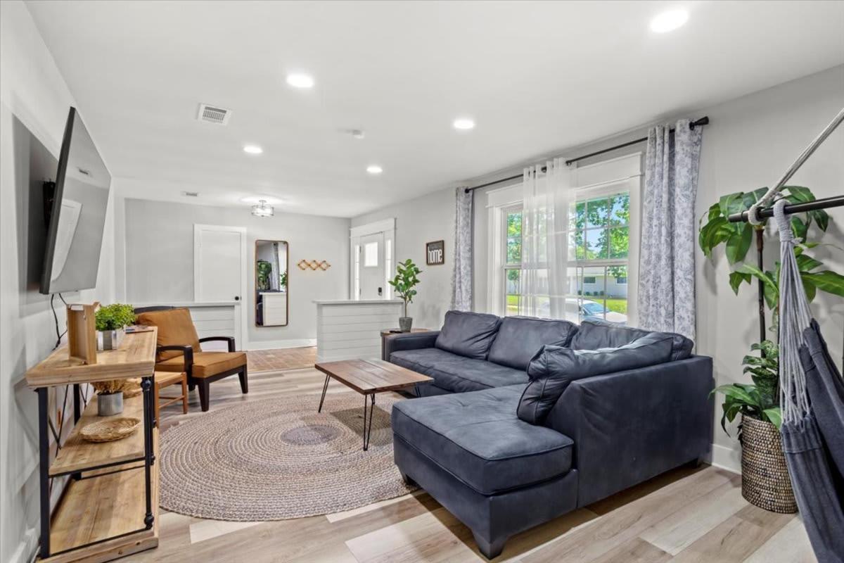 Ranch Home Gem 5Br Home Sleeps 12 With Game Room غولفبورت المظهر الخارجي الصورة