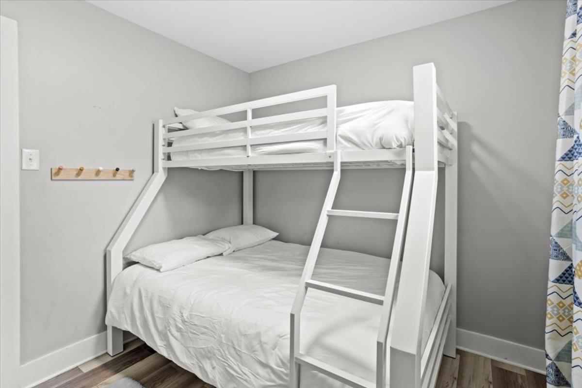 Ranch Home Gem 5Br Home Sleeps 12 With Game Room غولفبورت المظهر الخارجي الصورة